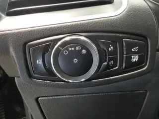 Ford Edge 2024 AWD Titanium 4 puertas SUV