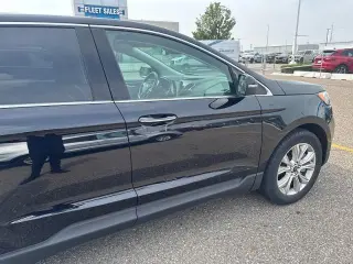 Ford Edge 2024 AWD Titanium 4 puertas SUV