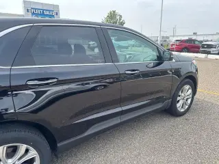 Ford Edge 2024 AWD Titanium 4 puertas SUV