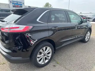 Ford Edge 2024 AWD Titanium 4 puertas SUV