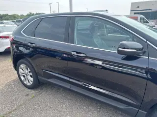 Ford Edge 2024 AWD Titanium 4 puertas SUV