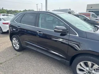 Ford Edge 2024 AWD Titanium 4 puertas SUV