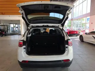 Jeep Compass 2018 Latitude 4 puertas SUV