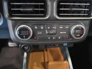 Ford Maverick 2022 AWD Lariat 4dr SuperCrew 4.5 ft. SB