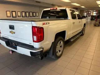 Chevrolet Silverado 1500 2016 4x4 LTZ 4p Crew Cab 5.8 ft. SB