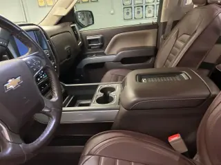 Chevrolet Silverado 1500 2016 4x4 LTZ 4p Crew Cab 5.8 ft. SB