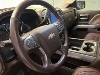 Chevrolet Silverado 1500 2016 4x4 LTZ 4p Crew Cab 5.8 ft. SB