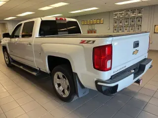 Chevrolet Silverado 1500 2016 4x4 LTZ 4p Crew Cab 5.8 ft. SB