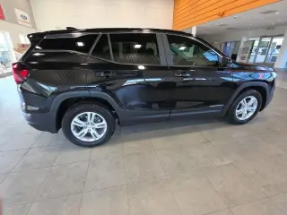 GMC Terrain 2024 SLE 4p SUV