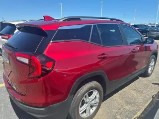 GMC Terrain 2022 AWD SLE 4p SUV