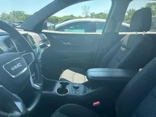 GMC Terrain 2022 AWD SLE 4p SUV