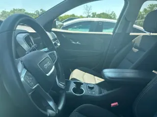 GMC Terrain 2022 AWD SLE 4p SUV