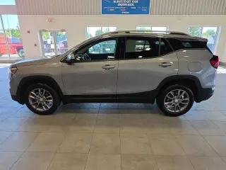 GMC Terrain 2023 AWD SLT SUV de 4 puertas