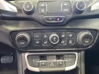GMC Terrain 2023 AWD SLT SUV de 4 puertas