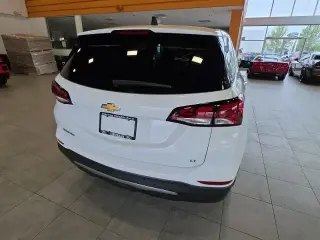 Chevrolet Equinox 2023 LT 4p SUV con 1LT