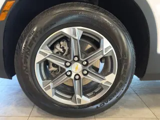 Chevrolet Blazer 2025 AWD LT 4p SUV con 2LT