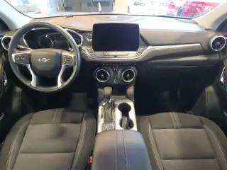 Chevrolet Blazer 2025 AWD LT 4p SUV con 2LT