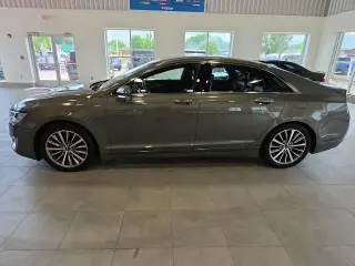 Lincoln MKZ 2017 AWD Select 4p Sedan