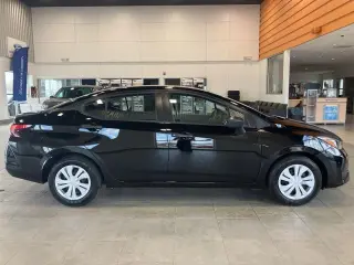Nissan Versa 2025 S 4p Sedan CVT