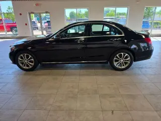Mercedes-Benz Clase C 2016 AWD C 300 4MATIC 4p Sedan