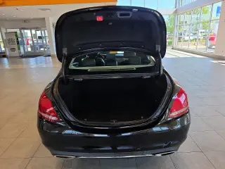Mercedes-Benz Clase C 2016 AWD C 300 4MATIC 4p Sedan