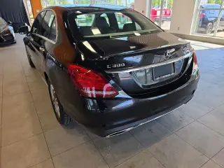 Mercedes-Benz Clase C 2016 AWD C 300 4MATIC 4p Sedan