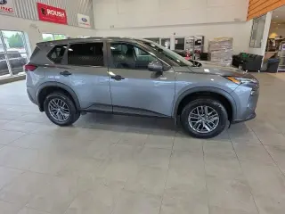 Nissan Rogue 2021 AWD S 4dr Crossover