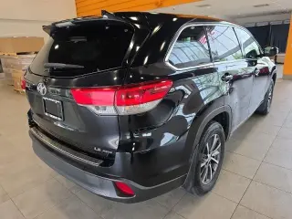 Toyota Highlander 2018 AWD LE 4dr SUV