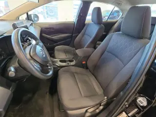Toyota Corolla 2024 LE Sedan 4p