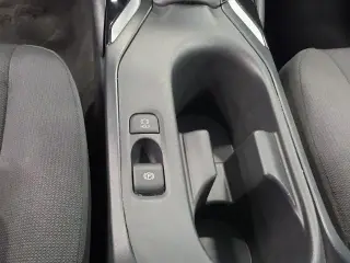 Toyota Corolla 2024 LE Sedan 4p