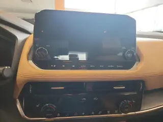 Nissan Rogue 2022 Platinum Crossover de 4 puertas
