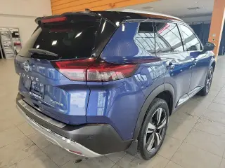 Nissan Rogue 2022 Platinum Crossover de 4 puertas