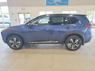 Nissan Rogue 2022 Platinum Crossover de 4 puertas