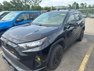 Toyota RAV4 2020 AWD LE SUV de 4 puertas