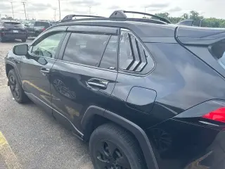 Toyota RAV4 2020 AWD LE SUV de 4 puertas