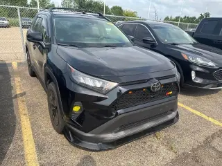 Toyota RAV4 2020 AWD LE SUV de 4 puertas