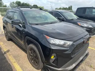 Toyota RAV4 2020 AWD LE SUV de 4 puertas
