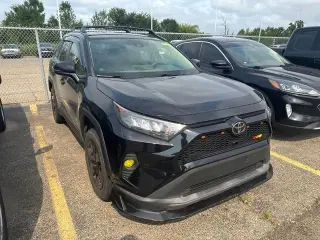 Toyota RAV4 2020 AWD LE SUV de 4 puertas