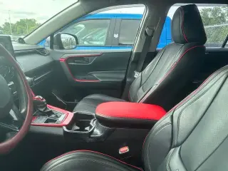 Toyota RAV4 2020 AWD LE SUV de 4 puertas