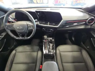 Chevrolet Trax 2025 RS Crossover de 4 puertas con 2RS