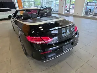 Mercedes-Benz Clase C 2021 AWD C 300 4MATIC 2 puertas descapotable