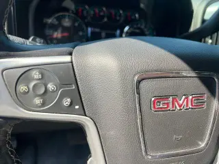 GMC Sierra 1500 2017 4x4 SLT 4 puertas Double Cab 6.5 pies. SB
