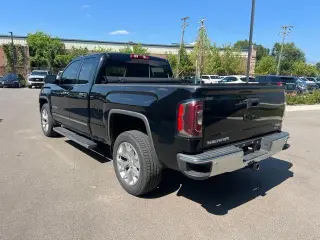 GMC Sierra 1500 2017 4x4 SLT 4 puertas Double Cab 6.5 pies. SB