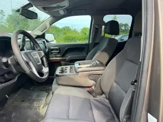 GMC Sierra 1500 2015 4x4 SLE 4 puertas Cabina Doble 6.5 pies. SB