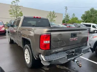 GMC Sierra 1500 2015 4x4 SLE 4 puertas Cabina Doble 6.5 pies. SB