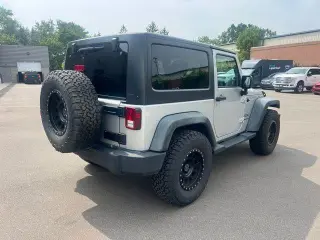 Jeep Wrangler 2011 4x4 Sport 2 puertas SUV