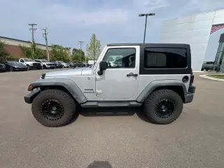 Jeep Wrangler 2011 4x4 Sport 2 puertas SUV