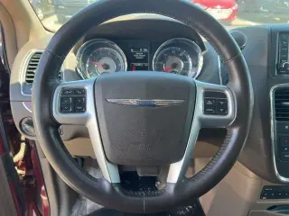 Chrysler Town and Country 2012 Touring-L 4 puertas Minivan