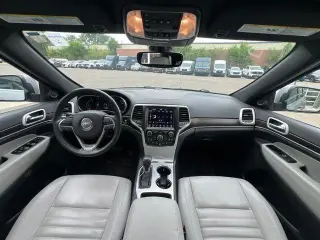 Jeep Grand Cherokee 2018 4x2 Limited 4 puertas SUV