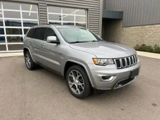 Jeep Grand Cherokee 2018 4x2 Limited 4 puertas SUV